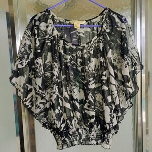 Floral Black and White Women's Top